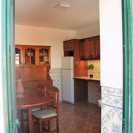 Rm Buddha Homestay * Bombarral