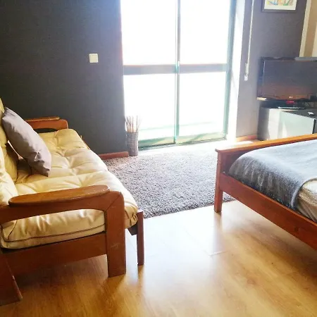 Rm Buddha Homestay Privatunterkunft Bombarral